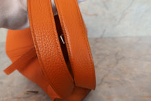 画像をギャラリービューアに読み込む, HERMES/エルメス ピコタンMM トリヨンクレマンス オレンジ □J刻印 ハンドバッグ 700100172
