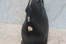 Load image into Gallery viewer, HERMES/BOLIDE 31 Clemence leather Black □H Engraving Shoulder bag 700120097