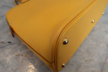 将图片加载到图库查看器,HERMES BOLIDE 35 Graine Couchevel leather Jaune □A刻印 Shoulder bag 800020121