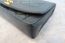 將圖片載入圖庫檢視器 CHANEL/シャネル ダイアナマトラッセチェーンショルダーバッグ ラムスキン ブラック/ゴールド金具 ショルダーバッグ 700090232