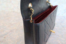 將圖片載入圖庫檢視器 CHANEL/シャネル ダイアナマトラッセチェーンショルダーバッグ ラムスキン ブラック/ゴールド金具 ショルダーバッグ 700090232
