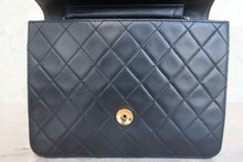 画像をギャラリービューアに読み込む, CHANEL/シャネル マトラッセプッシュロックチェーンショルダーバッグ ラムスキン ネイビー/ゴールド金具 ショルダーバッグ 800060149