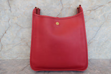 画像をギャラリービューアに読み込む, HERMES/エルメス ヴェスパPM クシュベル ルージュヴィフ □A刻印 ショルダーバッグ 700080107