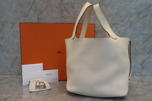 Load image into Gallery viewer, HERMES PICOTIN LOCK MM Clemence leather Nata Z Engraving Hand bag 700120100