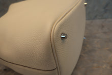 Load image into Gallery viewer, HERMES PICOTIN LOCK MM Clemence leather Nata Z Engraving Hand bag 700120100