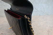 将图片加载到图库查看器,CHANEL/香奈儿 CF 链条包 羊皮 Black/Gold hadware(黑色/金色金属) 肩背包 800040040