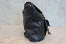 將圖片載入圖庫檢視器 CHANEL/シャネル マトラッセチェーンリュック ラムスキン ブラック/ゴールド金具 リュック 800030206