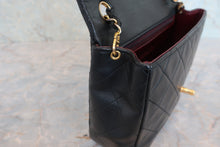 将图片加载到图库查看器,CHANEL/香奈儿 迷你CF 单盖 链条包 羊皮 Black/Gold hadware(黑色/金色金属) 肩背包 800050134