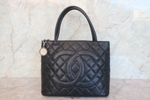画像をギャラリービューアに読み込む, CHANEL/シャネル 復刻トート キャビアスキン ブラック/シルバー金具 トートバッグ 800010031