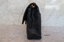 將圖片載入圖庫檢視器 CHANEL/シャネル マトラッセWフラップWチェーンショルダーバッグ ラムスキン ブラック/ゴールド金具 ショルダーバッグ 700090157