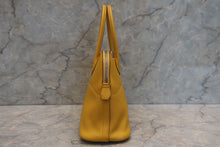 Load image into Gallery viewer, HERMES/BOLIDE 27 Swift leather Jaune ambre C Engraving Shoulder bag 700120104