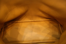 Load image into Gallery viewer, HERMES/BOLIDE 27 Swift leather Jaune ambre C Engraving Shoulder bag 700120104