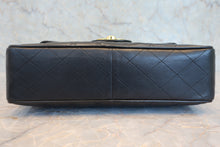 将图片加载到图库查看器,CHANEL/香奈儿 中号CF 单盖包 双链条包 羊皮 Black/Gold hadware(黑色/金色金属) 肩背包 800040030