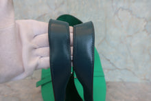 Load image into Gallery viewer, HERMES PICOTIN LOCK Eclat MM Clemence leather/Swift leather Menthe/Vert bosphore Z Engraving Hand bag 800050145