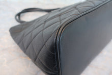 Load image into Gallery viewer, CHANEL Medallion Tote Caviar skin Black/Gold hadware Tote bag 700080156