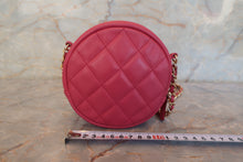画像をギャラリービューアに読み込む, CHANEL/シャネル マトラッセラウンドチェーンショルダーバッグ ラムスキン ピンク/ゴールド金具 ショルダーバッグ 800010134