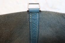 画像をギャラリービューアに読み込む, HERMES/エルメス ピコタンPM トリヨンクレマンス ブルージーン □H刻印 ハンドバッグ 800020218