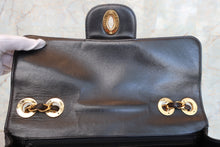 將圖片載入圖庫檢視器 CHANEL/シャネル 中マトラッセシングルフラップチェーンショルダーバッグ ラムスキン ブラック/ゴールド金具 ショルダーバッグ 700090200
