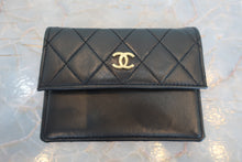 Load image into Gallery viewer, CHANEL 2.55 Trapezoid chain shoulder bag Lambskin Black/Gold hadware Shoulder bag 700080155