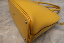 将图片加载到图库查看器,HERMES/BOLIDE 27 Epsom leather Jaune ambre C刻印 Shoulder bag 800090026