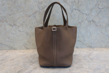 将图片加载到图库查看器,HERMES PICOTIN LOCK MM Clemence leather Etoupe gray D刻印 Hand bag 800080178