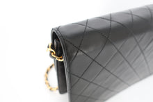 画像をギャラリービューアに読み込む, CHANEL/シャネル マトラッセプッシュロックチェーンショルダーバッグ ラムスキン ブラック/ゴールド金具 ショルダーバッグ 800090053