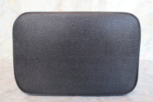 Load image into Gallery viewer, CHANEL CC mark vanity Caviar skin Black/Gold hadware Vanity 700090220