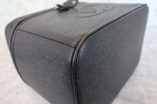 Load image into Gallery viewer, CHANEL CC mark vanity Caviar skin Black/Gold hadware Vanity 700090220