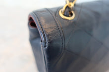 Load image into Gallery viewer, CHANEL Matelasse chain shoulder bag Lambskin Navy/Gold hadware Shoulder bag 700120026