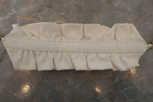 Load image into Gallery viewer, CHANEL Matelasse round chain shoulder bag Lambskin White/Gold hadware Shoulder bag 600100148