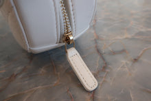 Load image into Gallery viewer, CHANEL Matelasse round chain shoulder bag Lambskin White/Gold hadware Shoulder bag 600100148