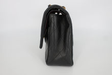 Load image into Gallery viewer, CHANEL Matelasse Double Flap Double Chain shoulder bag Lambskin Black/Gold hardware Shoulder bag 800090051
