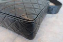 Load image into Gallery viewer, CHANEL Matelasse fringe chain shoulder bag Lambskin Black/Gold hadware Shoulder bag 700080157