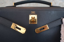 Load image into Gallery viewer, HERMES KELLY 32 Graine Couchevel leather Navy 〇V Engraving Shoulder bag 800070087