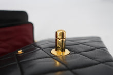 將圖片載入圖庫檢視器 CHANEL/シャネル マトラッセWフラップチェーンショルダーバッグ ラムスキン ブラック/ゴールド金具 ショルダーバッグ 800100046