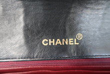 Load image into Gallery viewer, CHANEL Diana matelasse chain shoulder bag Lambskin Black/Gold hadware Shoulder bag 700120103
