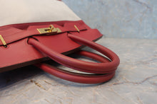 Load image into Gallery viewer, HERMES BIRKIN 35 Toile H/Graine Couchevel leather Beige/Rouge vif 〇Y Engraving Hand bag 800020061