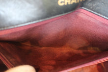 Load image into Gallery viewer, CHANEL Diana matelasse chain shoulder bag Lambskin Black/Gold hadware Shoulder bag 700120103