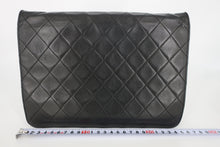 Load image into Gallery viewer, CHANEL Matelasse Chain shoulder bag Lambskin Black/Gold hardware Shoulder bag 800090232