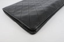 Load image into Gallery viewer, CHANEL Matelasse Chain shoulder bag Lambskin Black/Gold hardware Shoulder bag 800090232