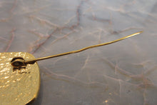 Load image into Gallery viewer, CHANEL CC mark brooch Gold plate Gold Brooch 700040096