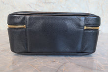 画像をギャラリービューアに読み込む, CHANEL/シャネル ココマークバニティ キャビアスキン ブラック/ゴールド金具 バニティ 800030013