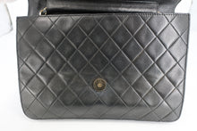 Load image into Gallery viewer, CHANEL Matelasse Chain shoulder bag Lambskin Black/Gold hardware Shoulder bag 800090232