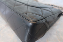 Load image into Gallery viewer, CHANEL Paris Limited Matelasse double flap chain shoulder bag Lambskin Black/Gold hadware Shoulder bag 700120118