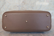 Load image into Gallery viewer, HERMES/BOLIDE 31 Clemence leather Etoupe gray □K Engraving Hand bag 700060018