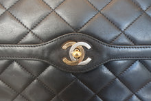 Load image into Gallery viewer, CHANEL Paris Limited Matelasse double flap chain shoulder bag Lambskin Black/Gold hadware Shoulder bag 700120118