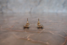 Load image into Gallery viewer, CHANEL CC mark earring Gold plate Gold Earring 700070113