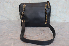 将图片加载到图库查看器,CHANEL/香奈儿 三C 链托特包 荔枝皮 Black/Gold hadware(黑色/金色金属) 托特包 800070043