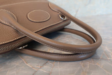 Load image into Gallery viewer, HERMES/BOLIDE 31 Clemence leather Etoupe gray □K Engraving Hand bag 700060018