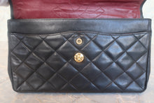 Load image into Gallery viewer, CHANEL Paris Limited Matelasse double flap chain shoulder bag Lambskin Black/Gold hadware Shoulder bag 700120118